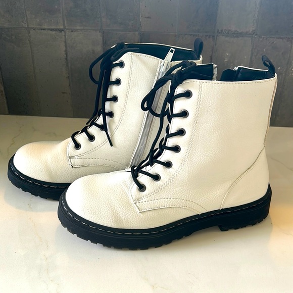 Shoes - White Leather boots